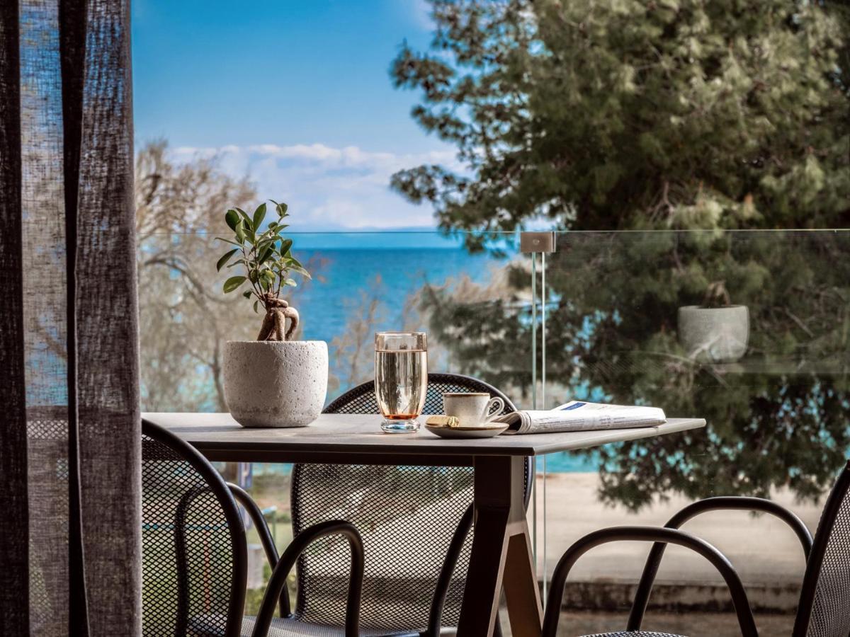 Point Ephemere Beachfront Apartments Zakynthos Town Exterior photo